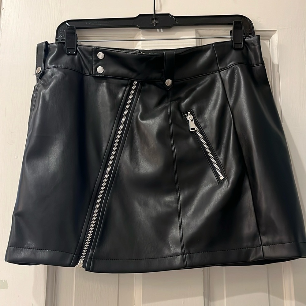 Zara Faux Leather skirt